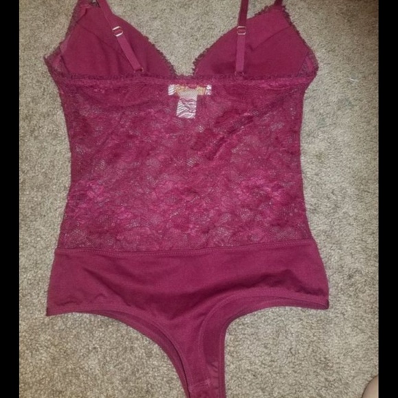 lace bodysuit - Picture 2 of 2